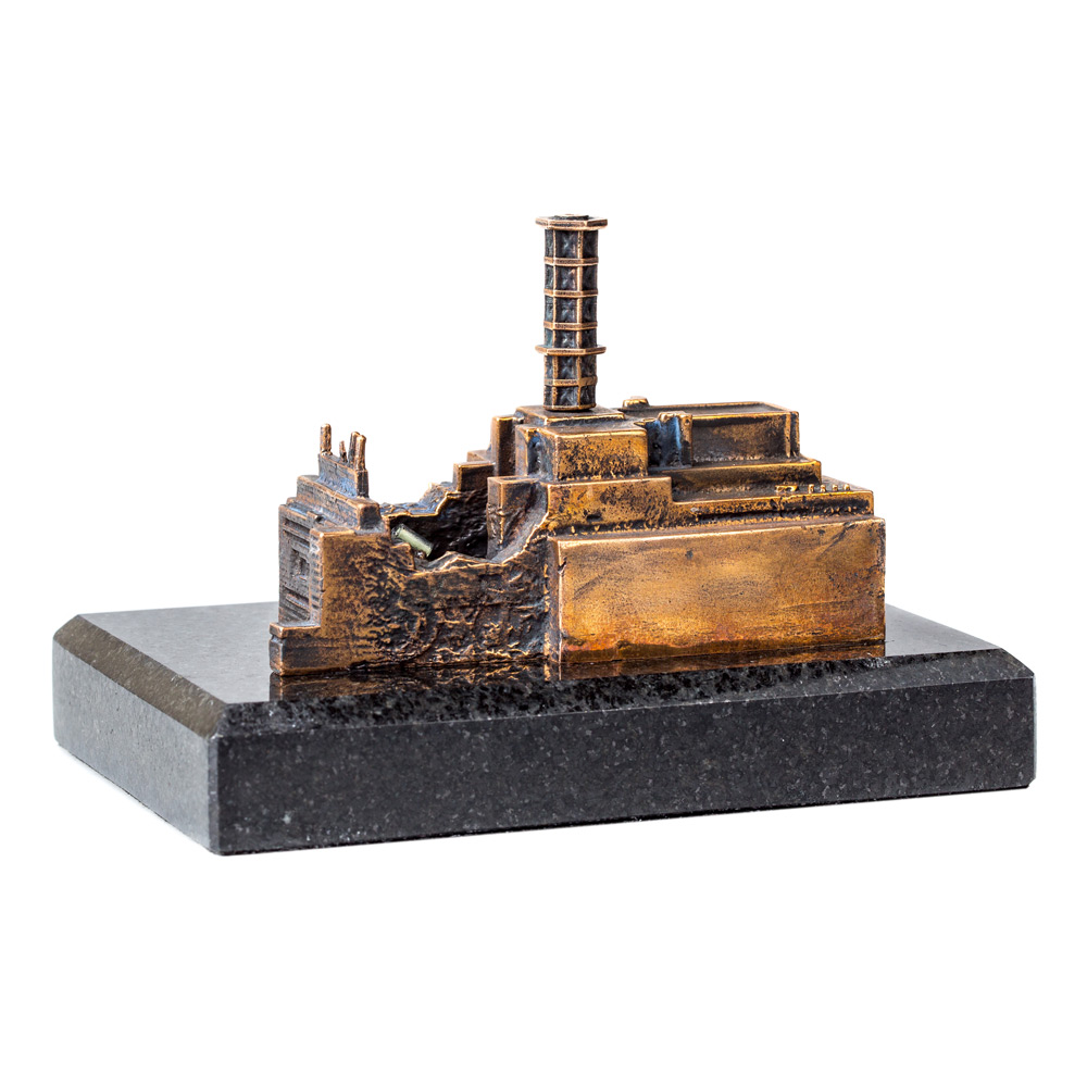 Бронзовая статуэтка - модель Чернобыльской АЭС